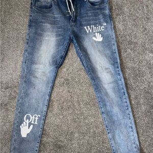Off-white Diag-stripe print slim fit jeans